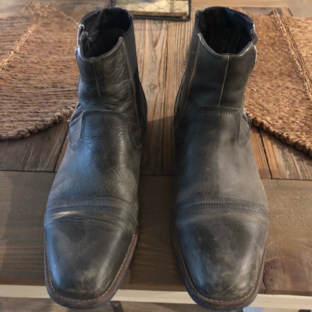 Steve Madden dress chukka